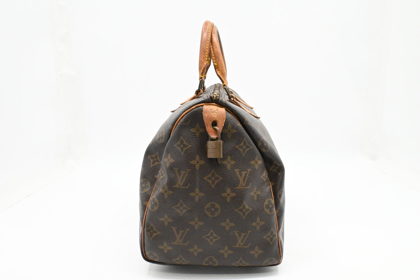 Louis Vuitton Speedy 30 in Monogram Canvas