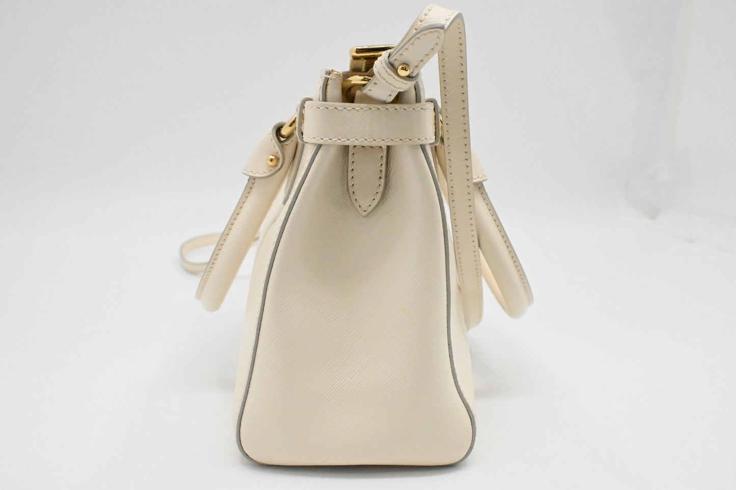 Ferragamo Vara Handbag in Cream Leather