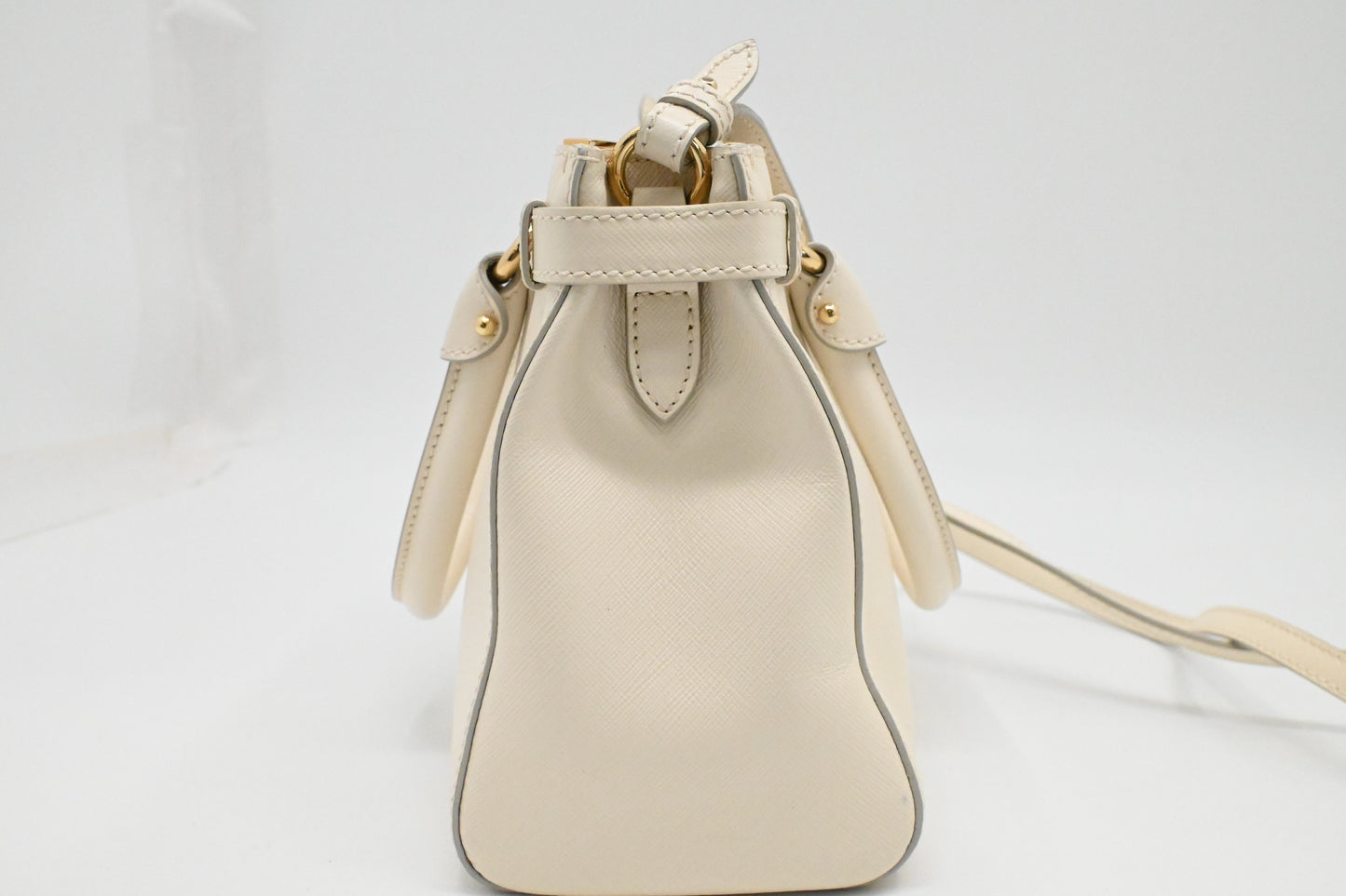 Ferragamo Vara Handbag in Cream Leather