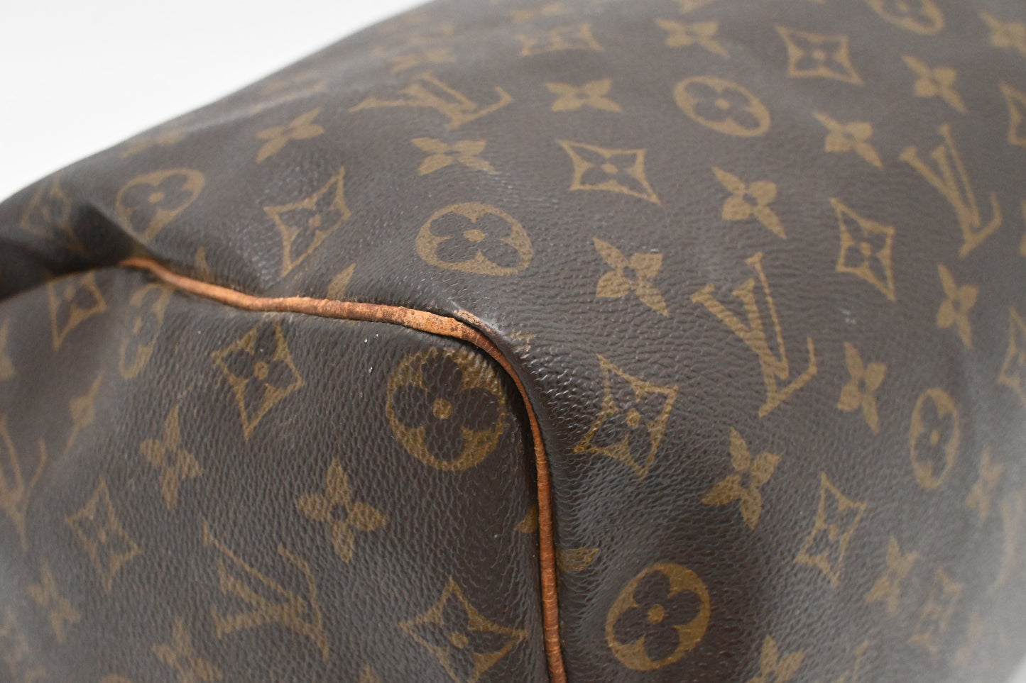 Louis Vuitton Speedy 30 in Monogram Canvas
