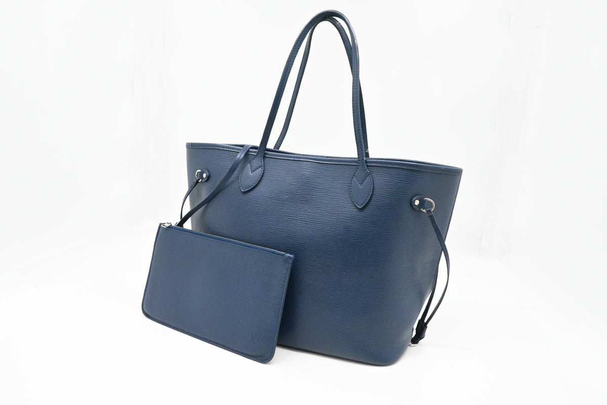 Louis Vuitton Neverfull MM in Blue Epi Leather