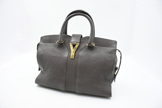 YSL Saint Laurent Cabas Handbag in Gray Leather