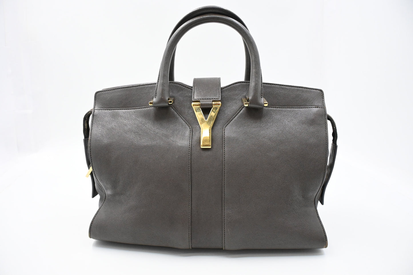 YSL Saint Laurent Cabas Handbag in Gray Leather