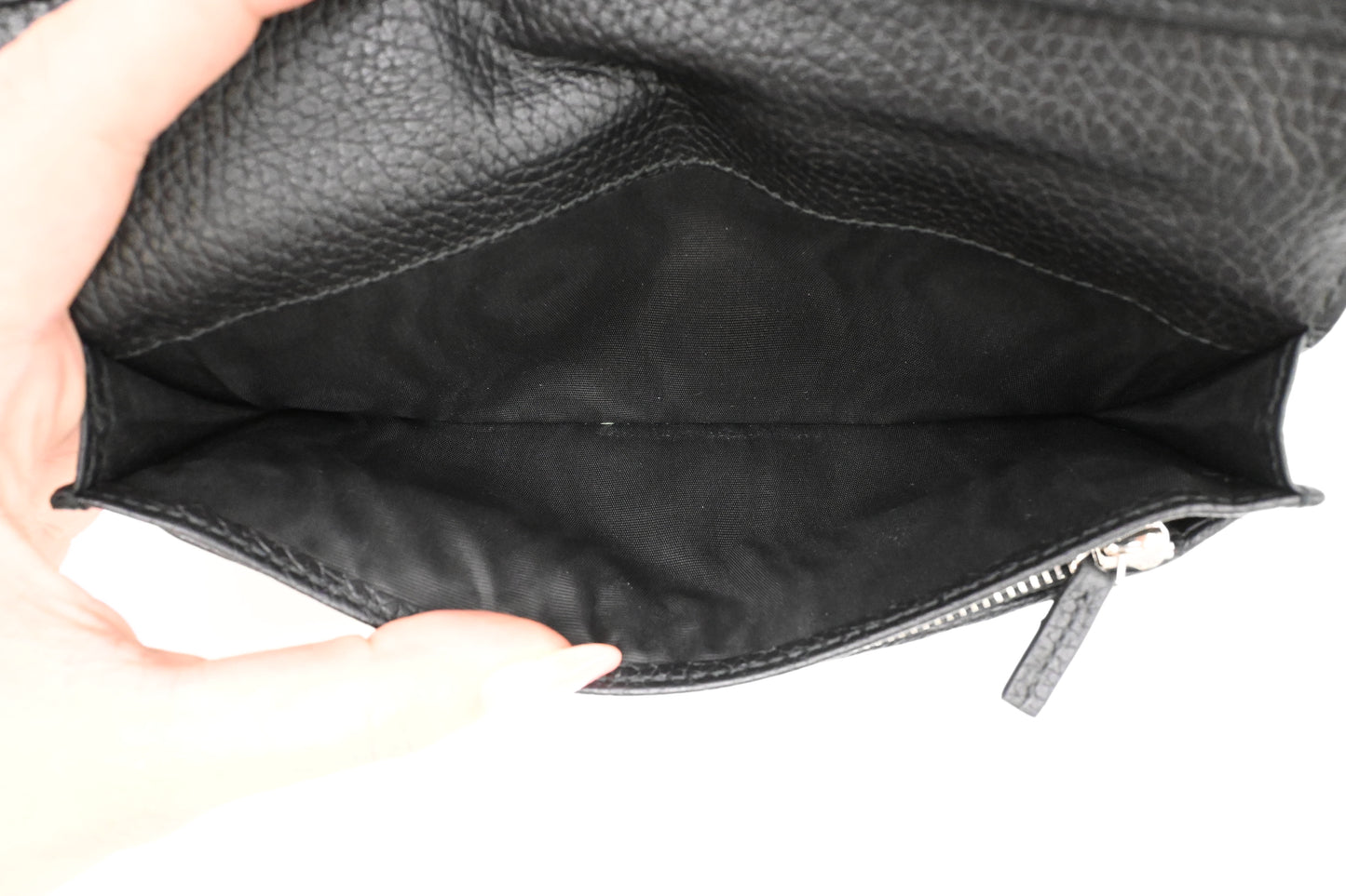 Gucci Bifold Wallet in Black Leather