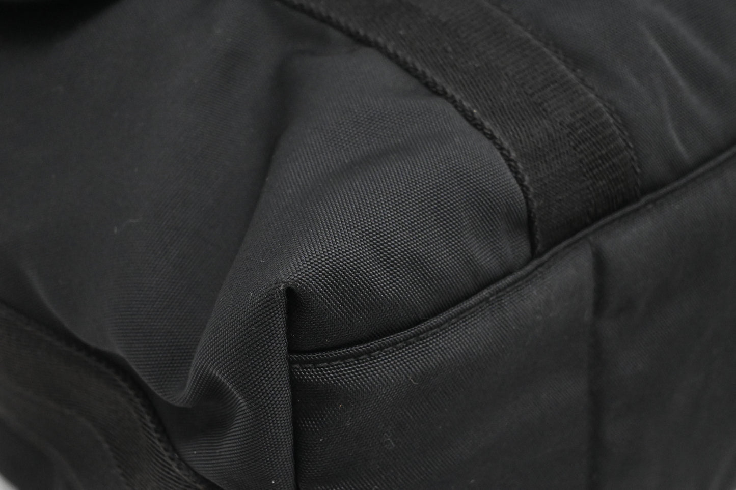 Gucci Messenger Bag in Black Canvas
