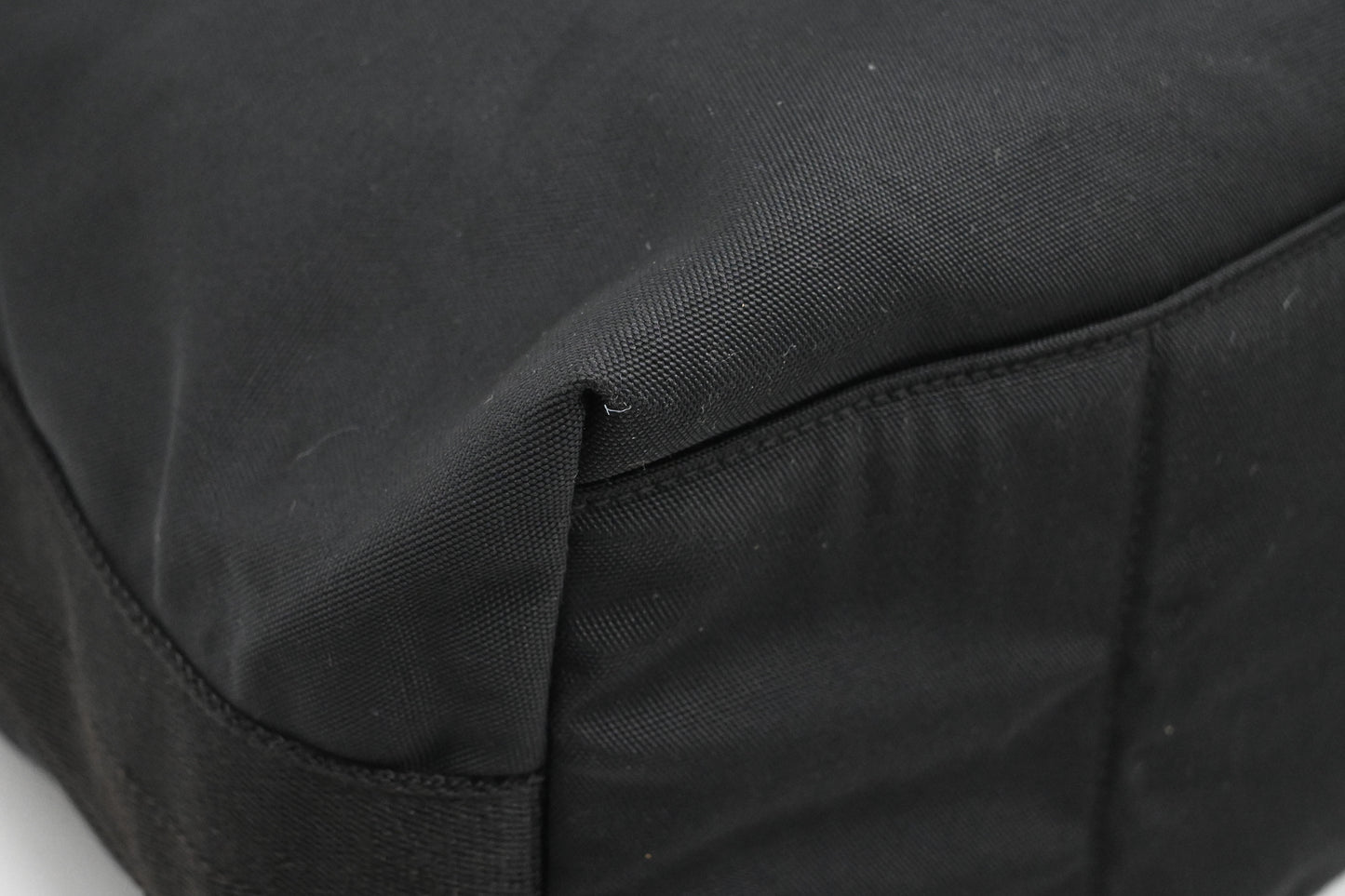 Gucci Messenger Bag in Black Canvas