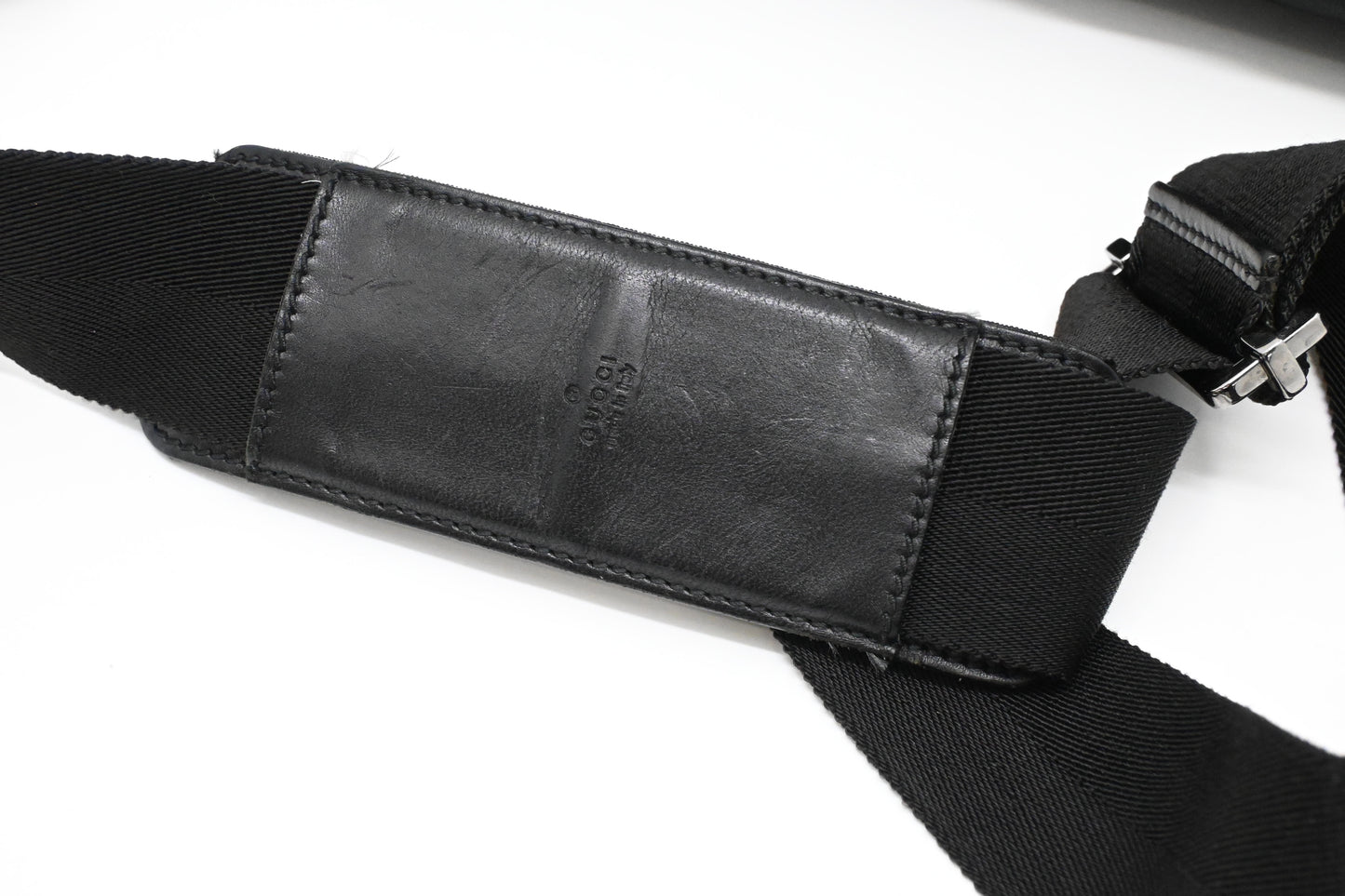 Gucci Messenger Bag in Black Canvas