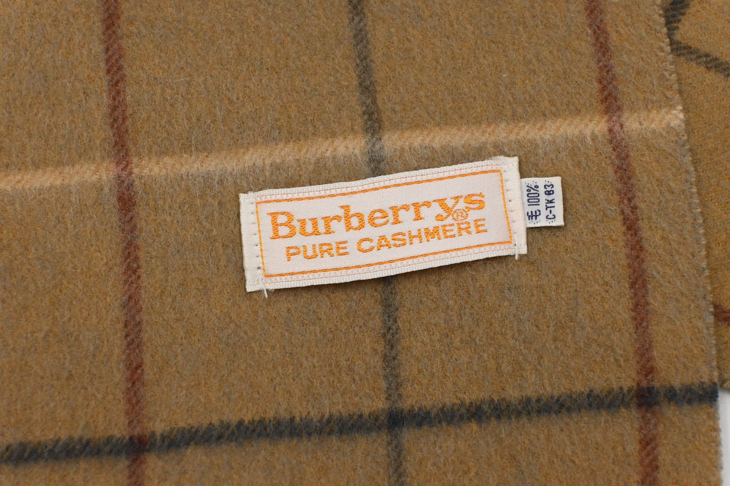 Burberry Scarf in Brown Checked Cashmere
