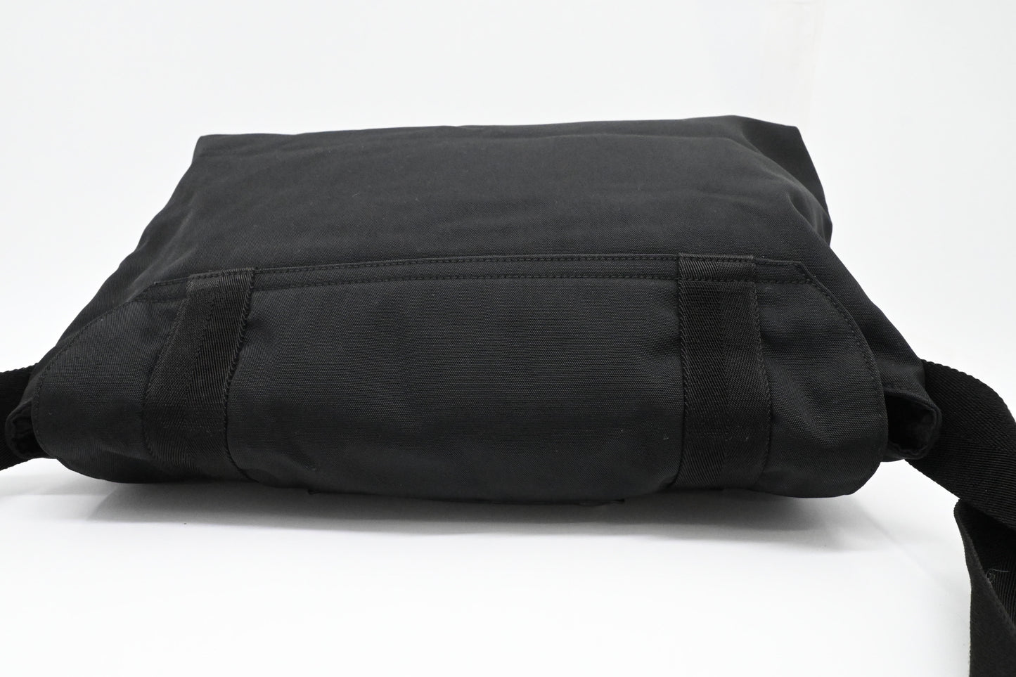 Gucci Messenger Bag in Black Canvas