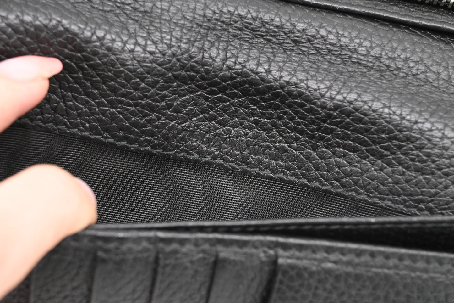 Gucci Bifold Wallet in Black Leather