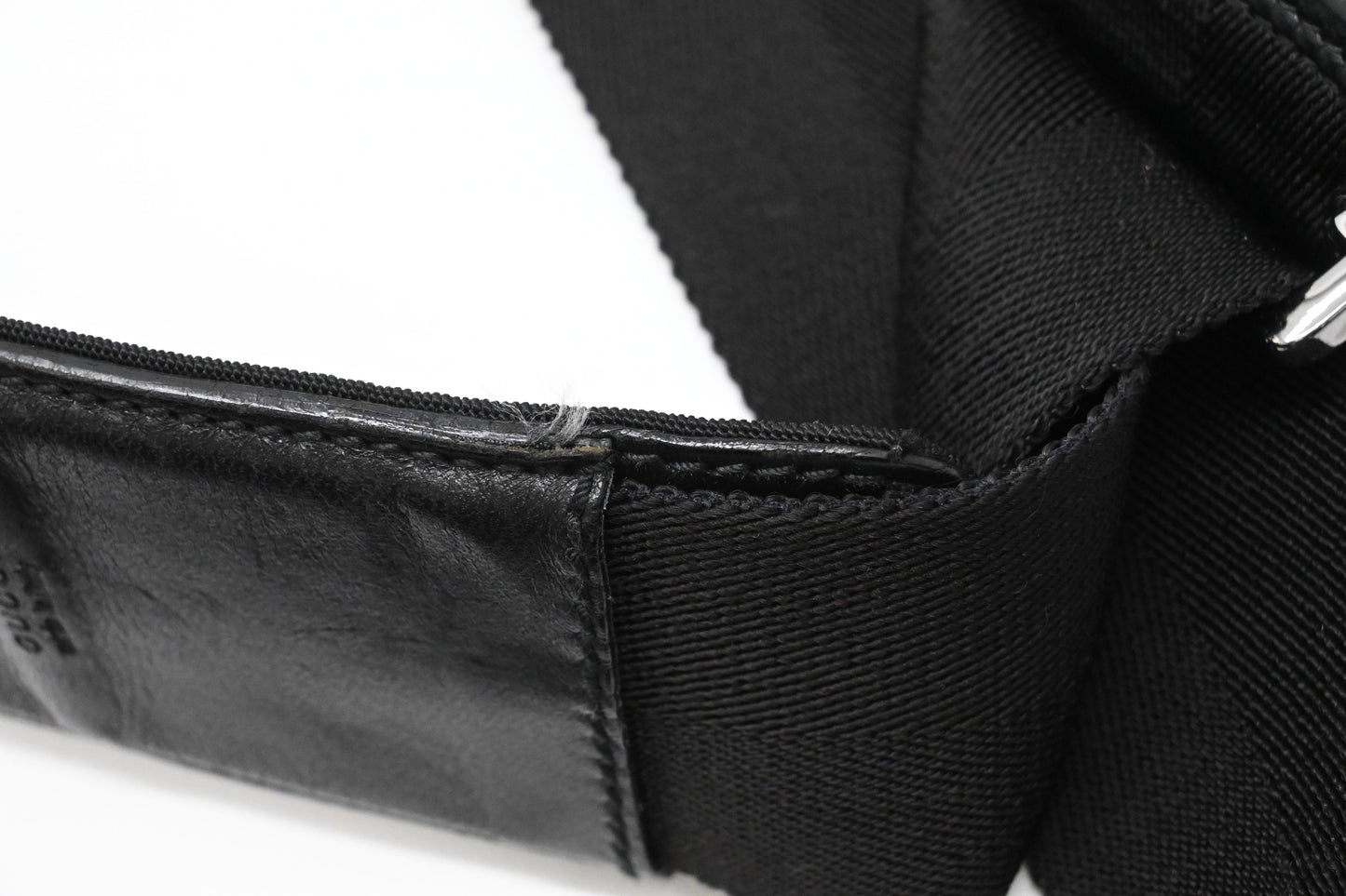 Gucci Messenger Bag in Black Canvas