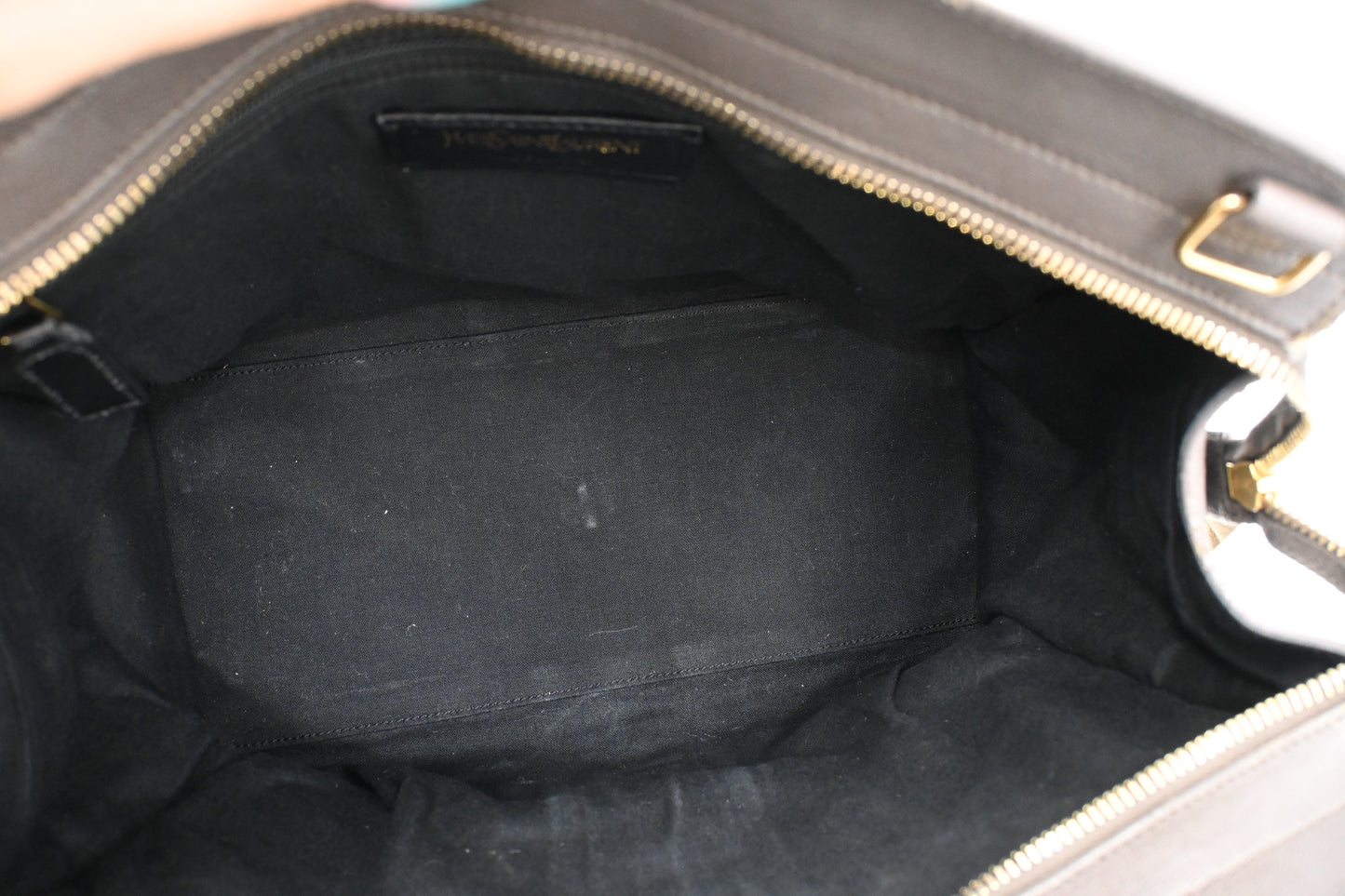 YSL Saint Laurent Cabas Handbag in Gray Leather
