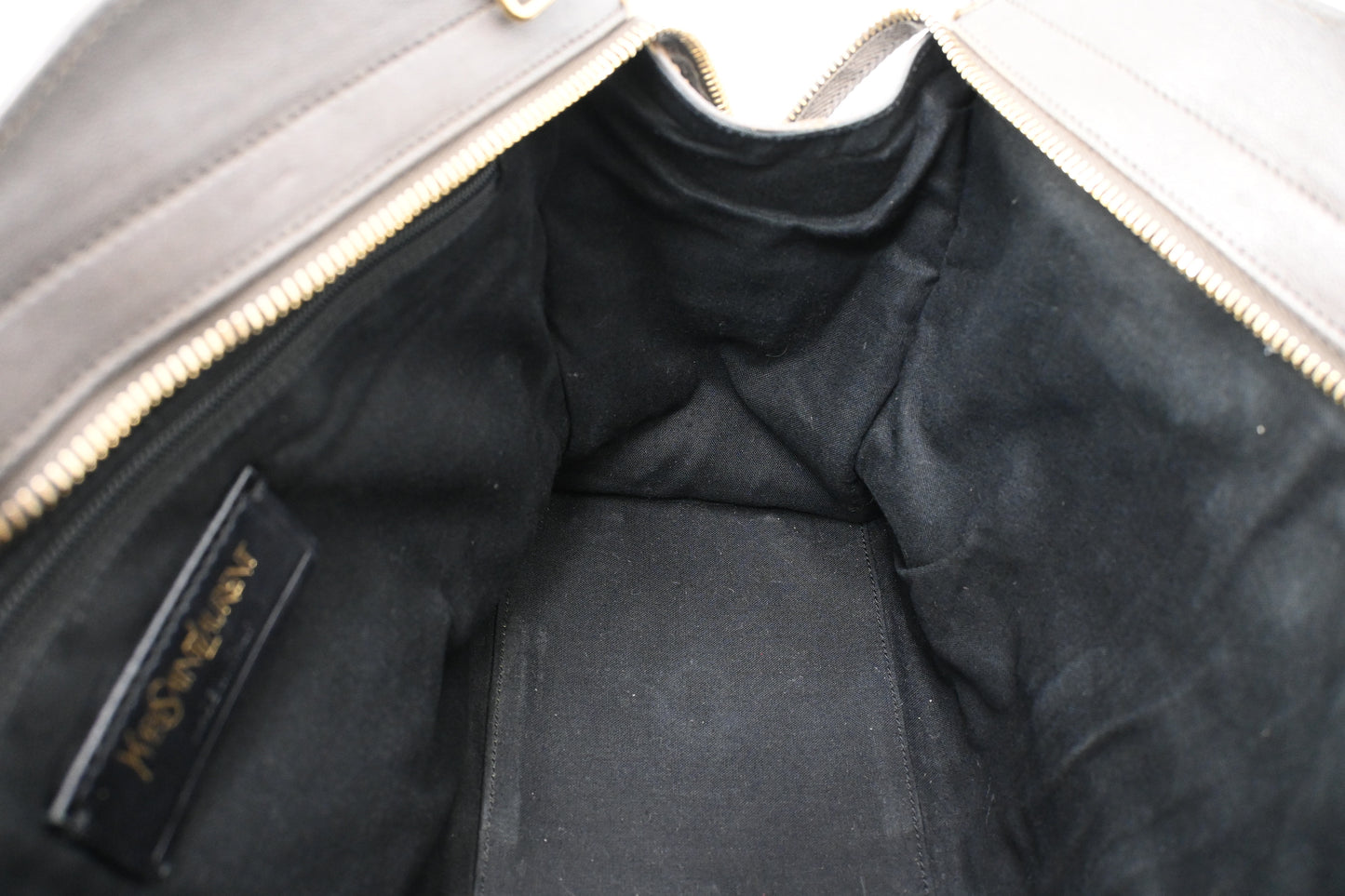 YSL Saint Laurent Cabas Handbag in Gray Leather