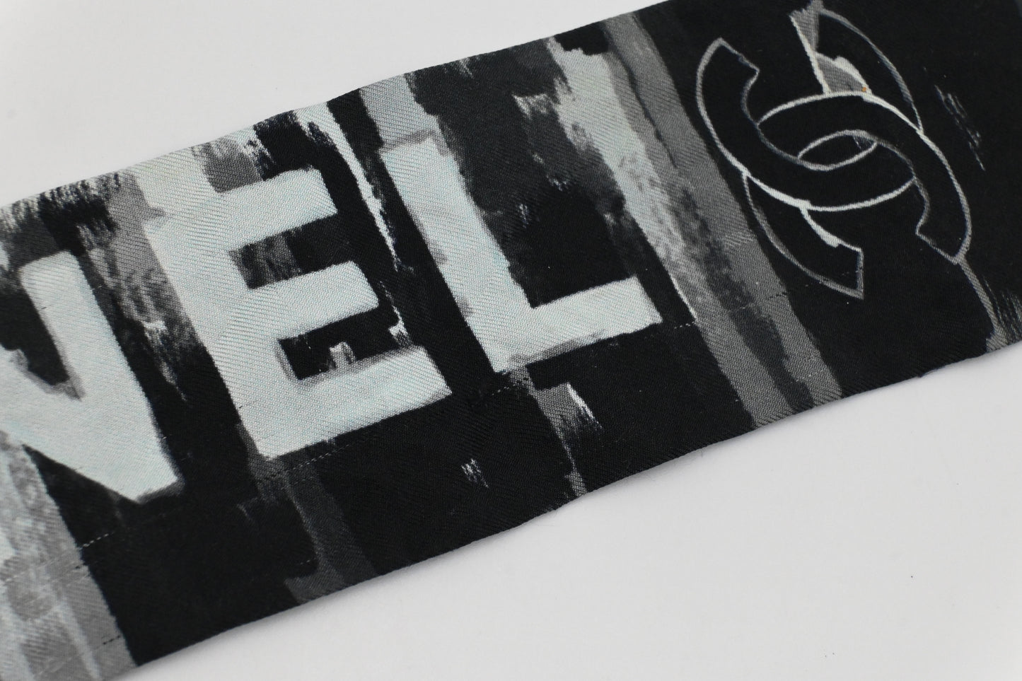 Chanel Bandeau in Mint and Black Silk