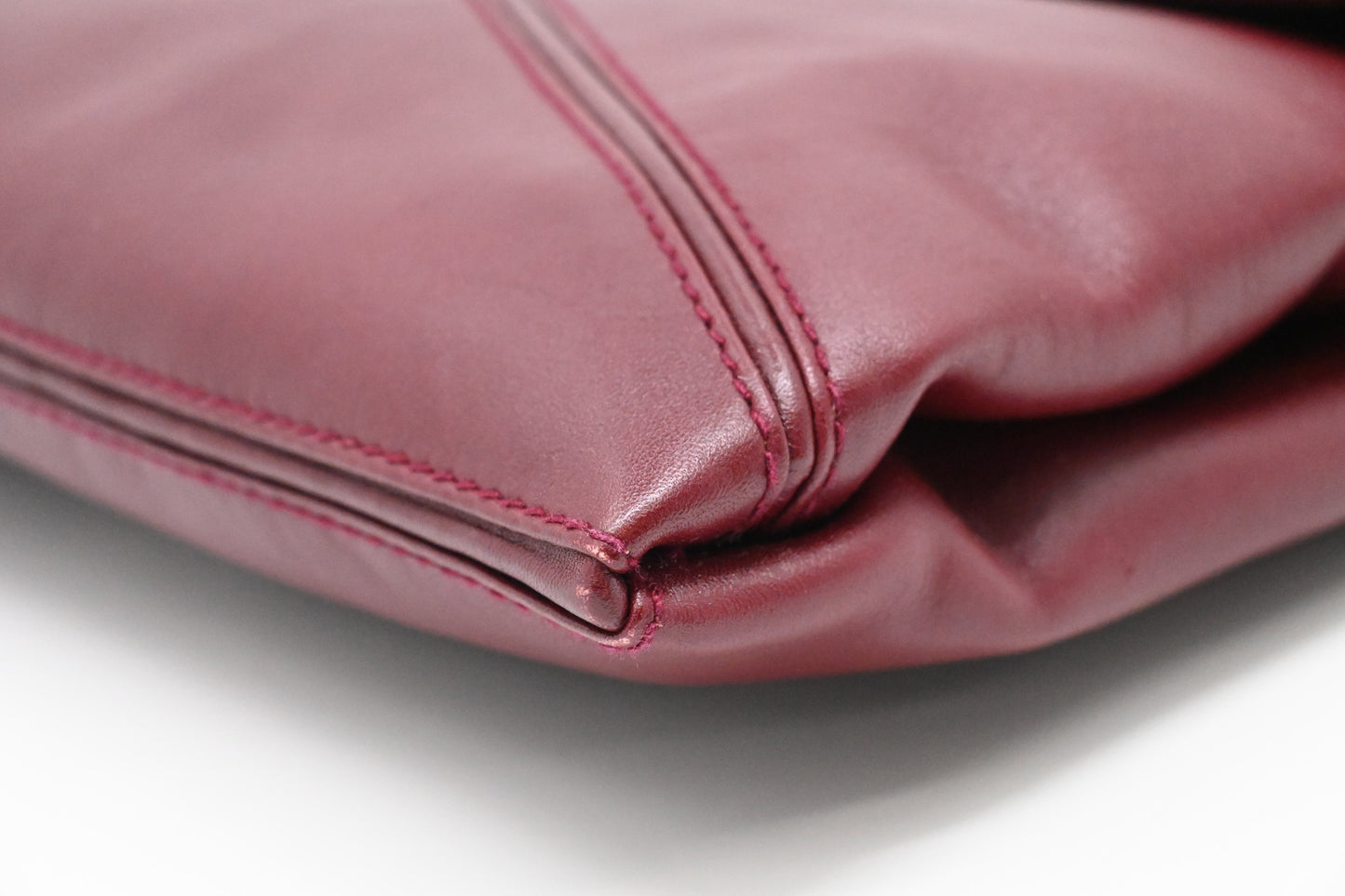 Gucci Clutch in Burgundy Leather