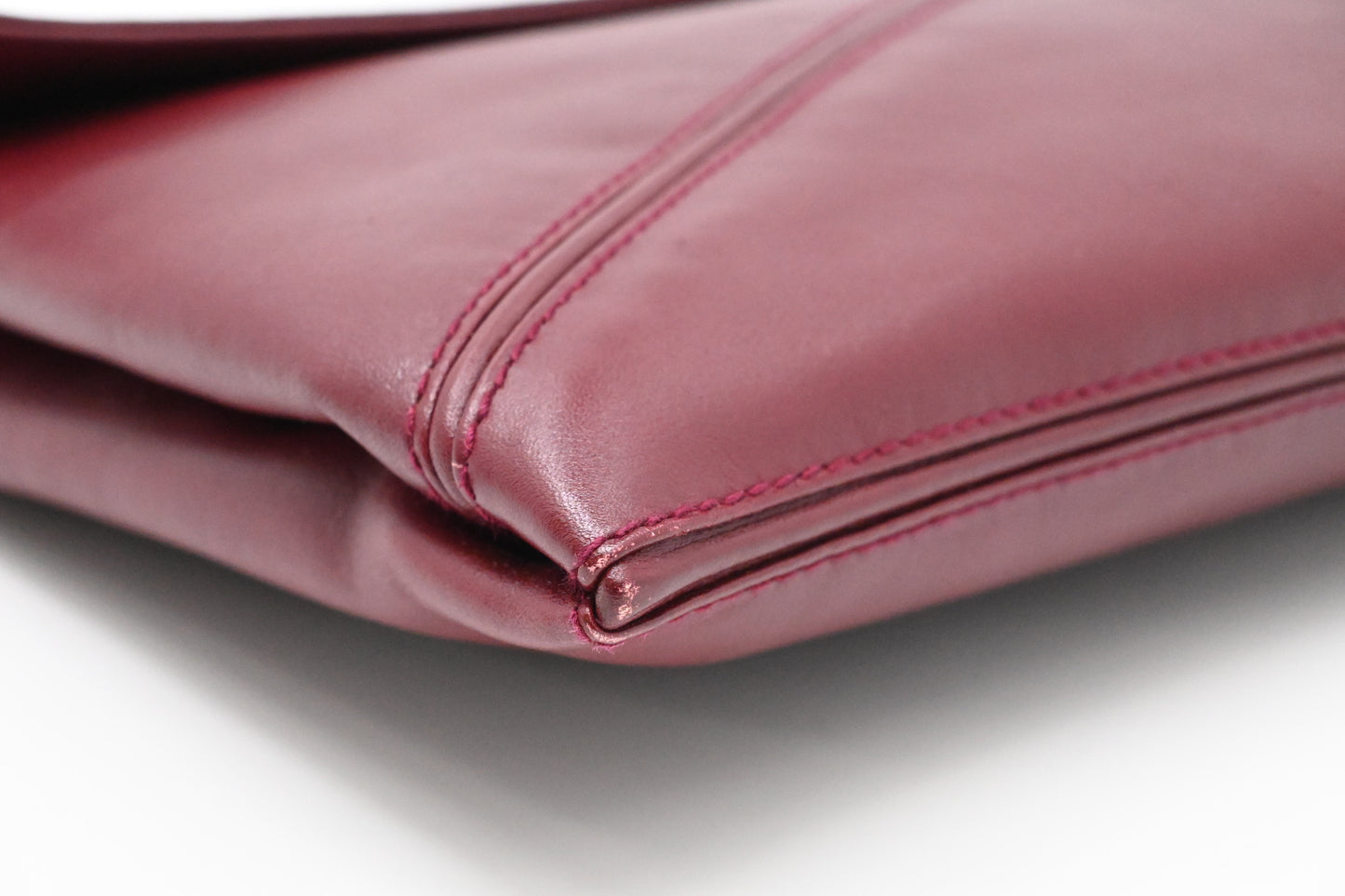 Gucci Clutch in Burgundy Leather