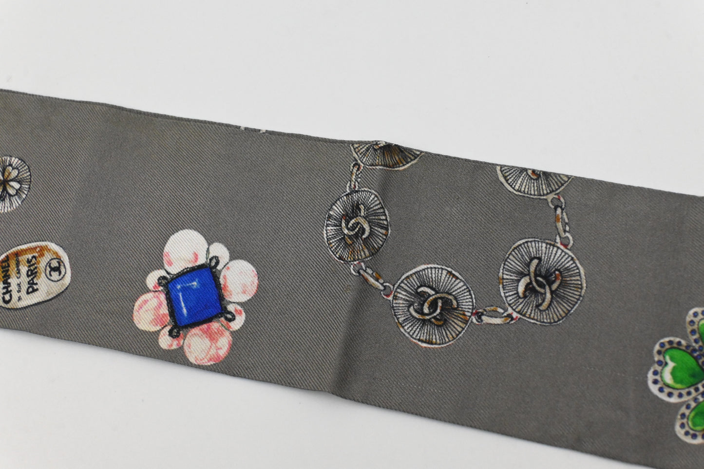 Chanel Bandeau in Gray Silk