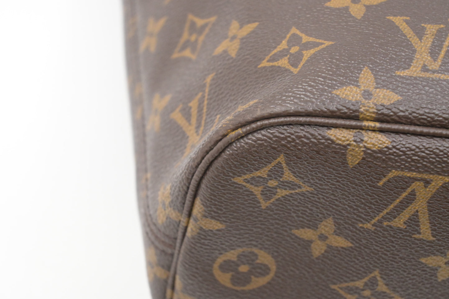 Louis Vuitton Neverfull PM in Monogram Canvas