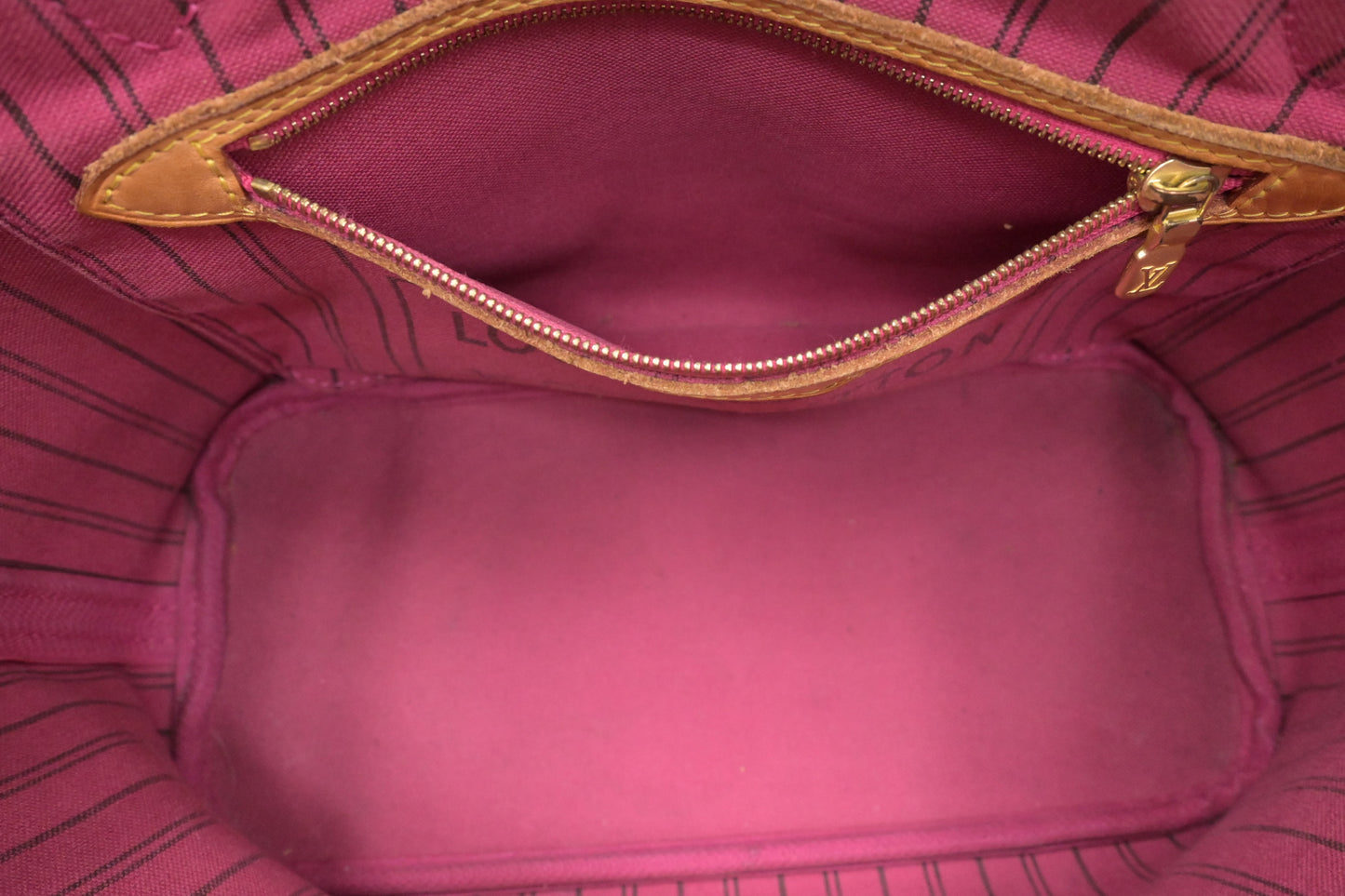Louis Vuitton Neverfull PM in Monogram Canvas