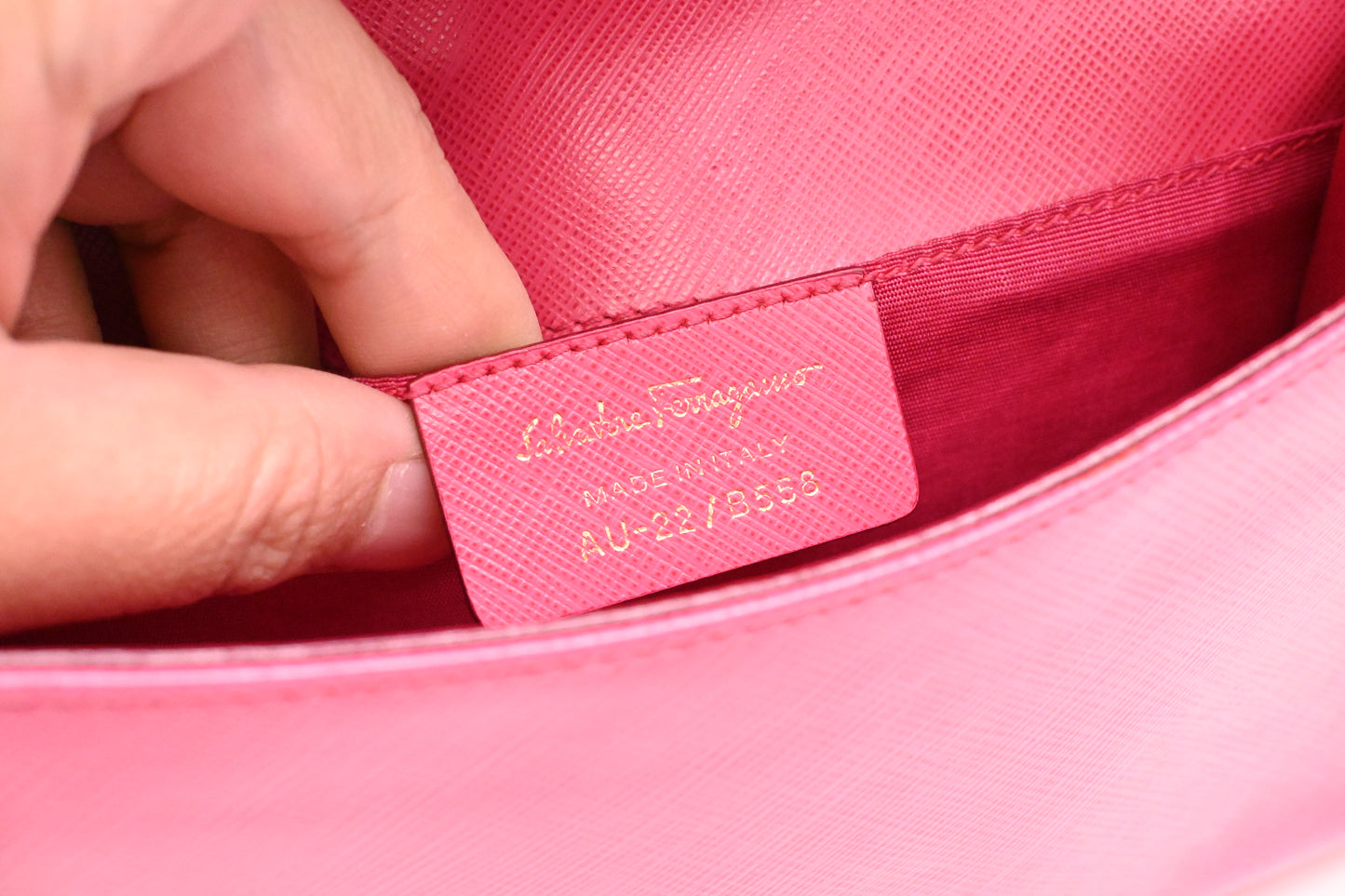 Ferragamo Chain Crossbody in Pink Leather