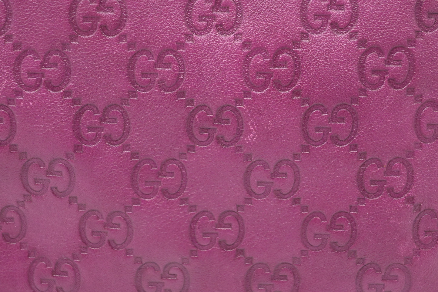 Gucci Crossbody in Purple Guccissima Leather