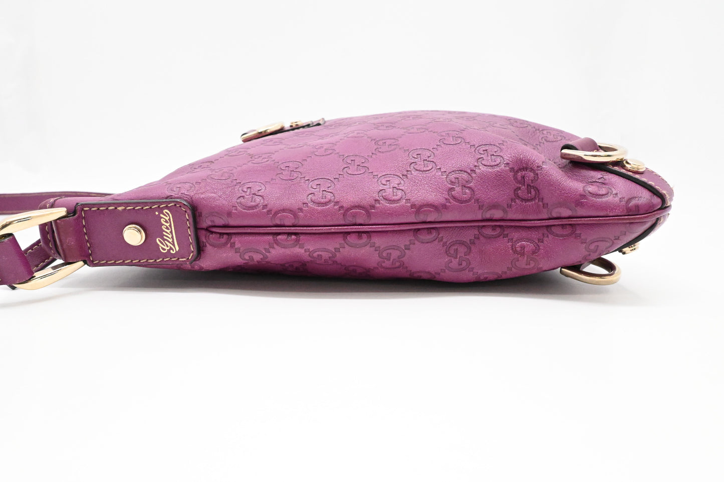 Gucci Crossbody in Purple Guccissima Leather