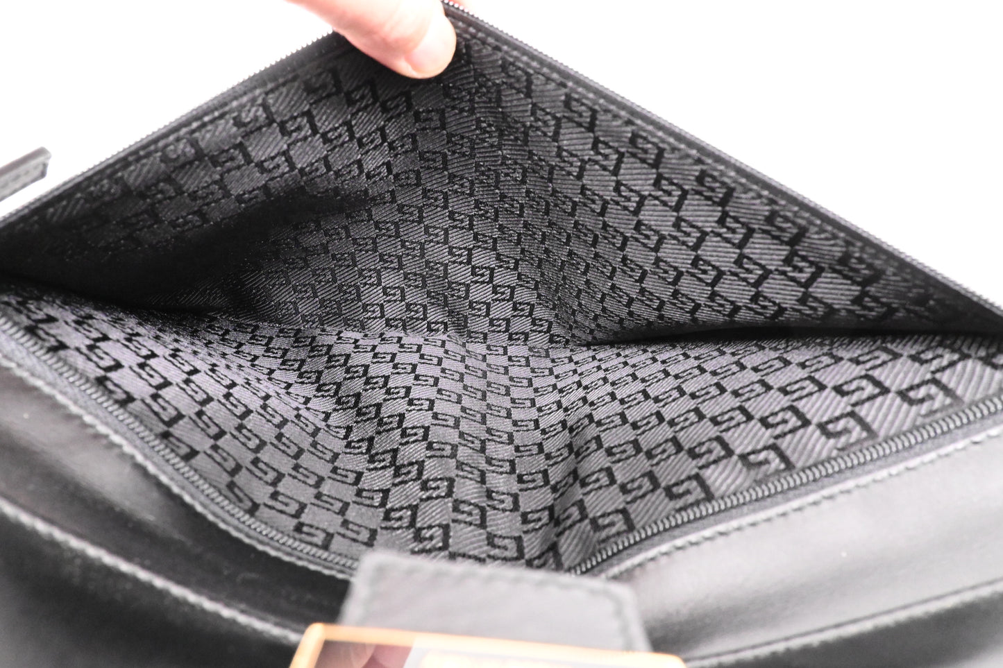 Gucci Wrist Clutch in Black Leather