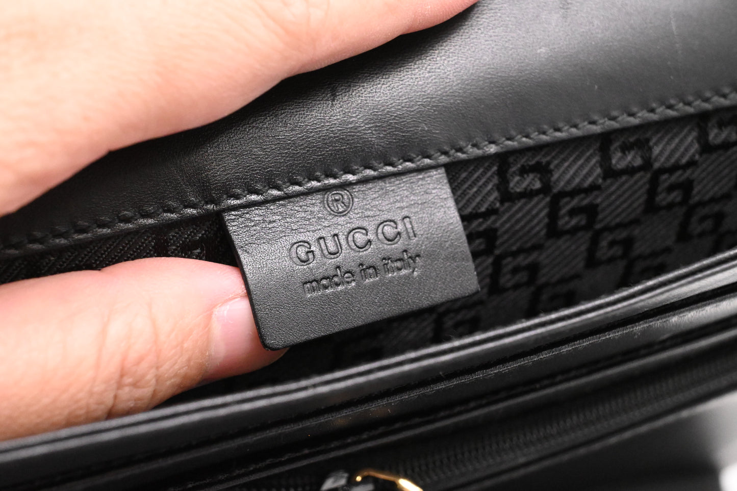 Gucci Wrist Clutch in Black Leather