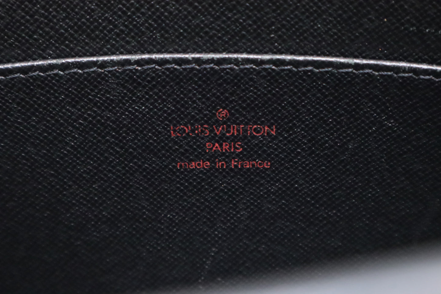 Louis Vuitton Pochette Homme  in Black Epi Leather