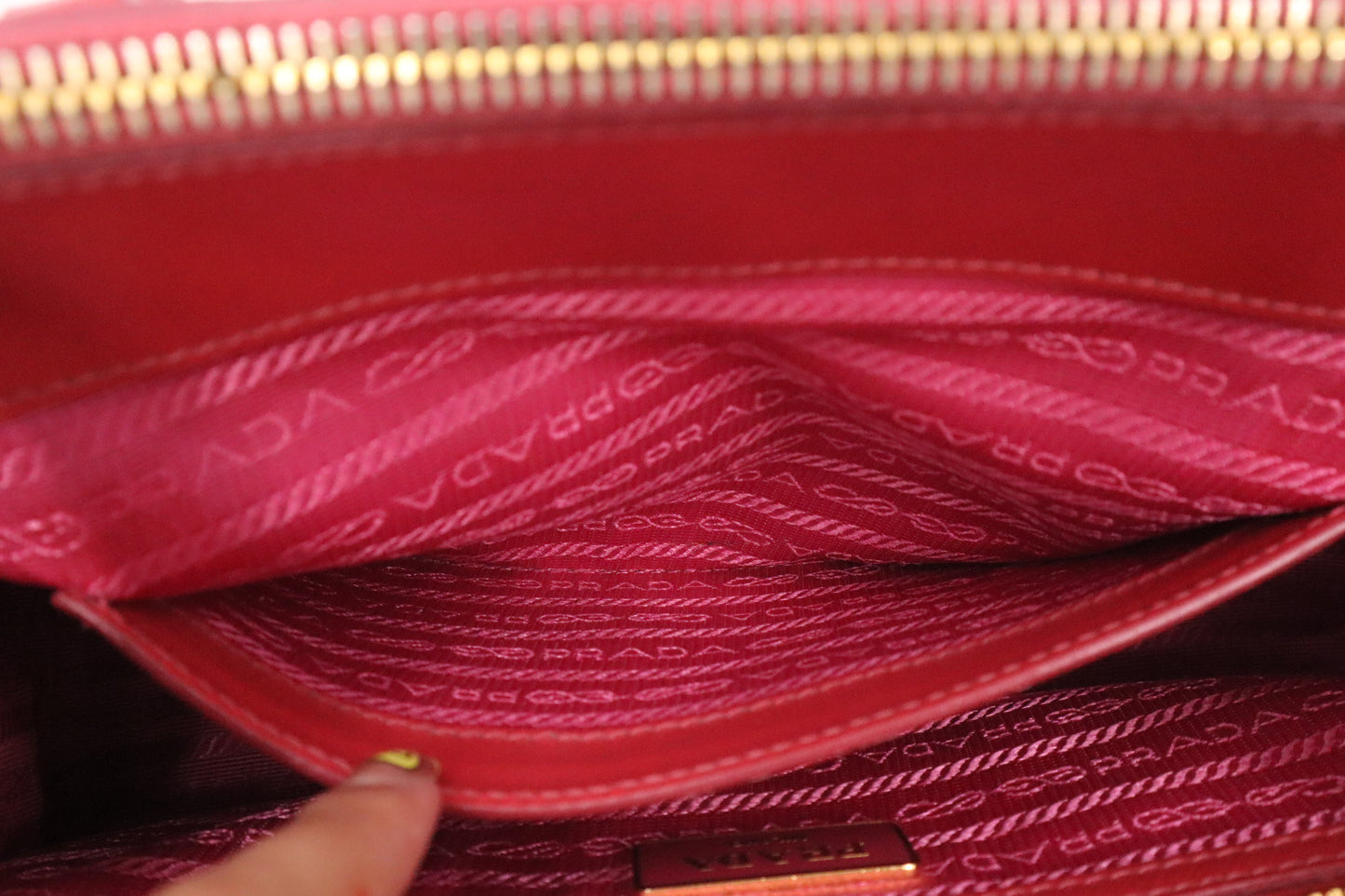 Prada Medium Galleria in Pink Patent Leather