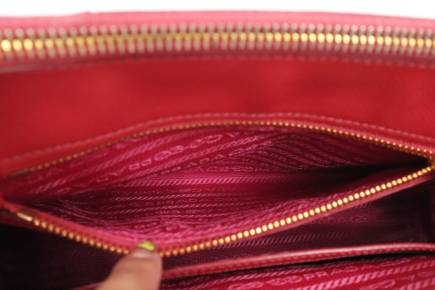 Prada Medium Galleria in Pink Patent Leather