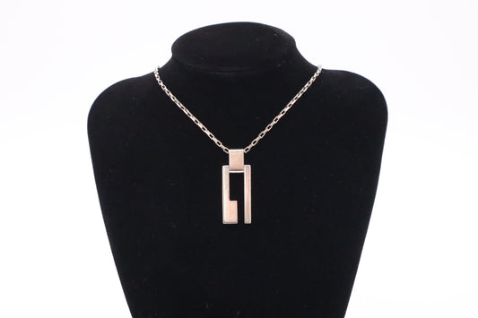 Gucci Plate "G" Necklace in Sterling Silver