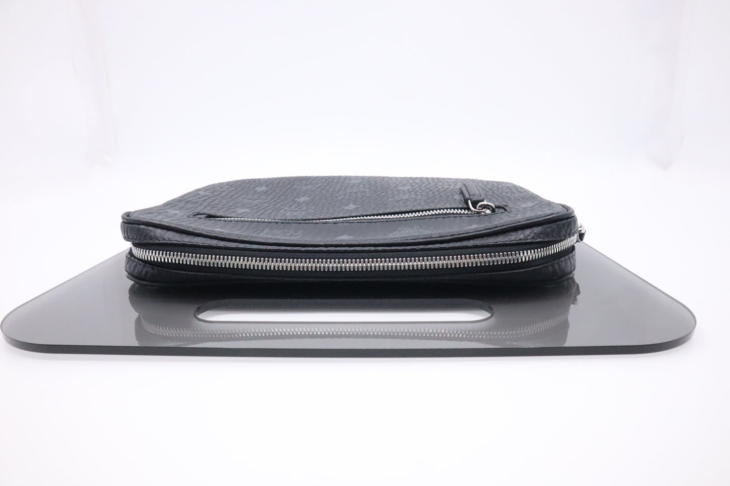 MCM x Phenomenon Clutch in Black Visetos Canvas