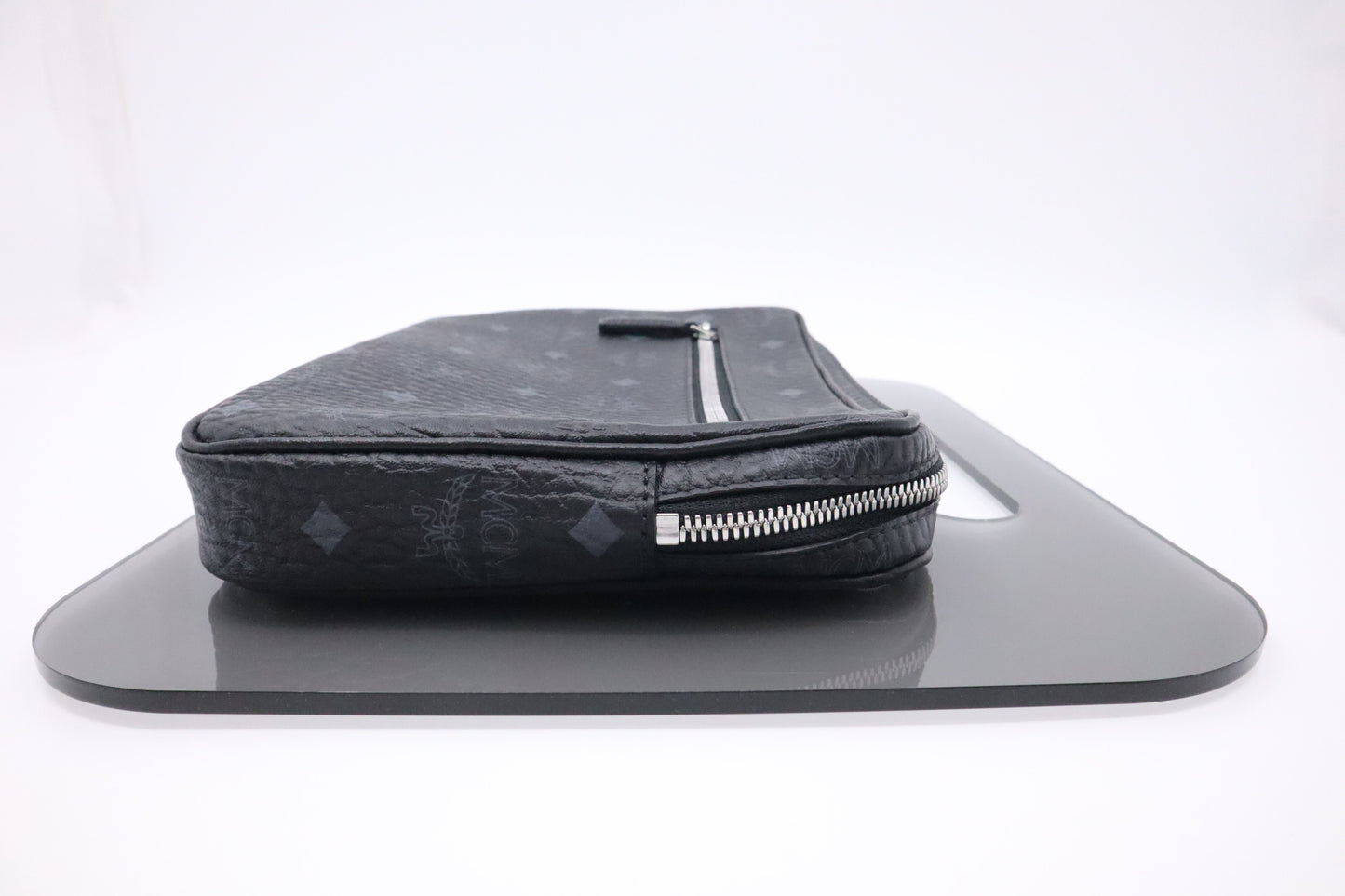 MCM x Phenomenon Clutch in Black Visetos Canvas