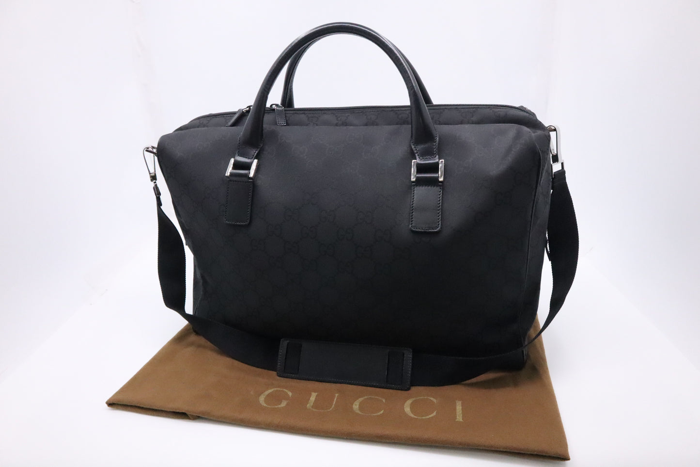 gucci travel bag men's Gucci Duffle Bag in Black GG Canvas – Weekly Lux Drop