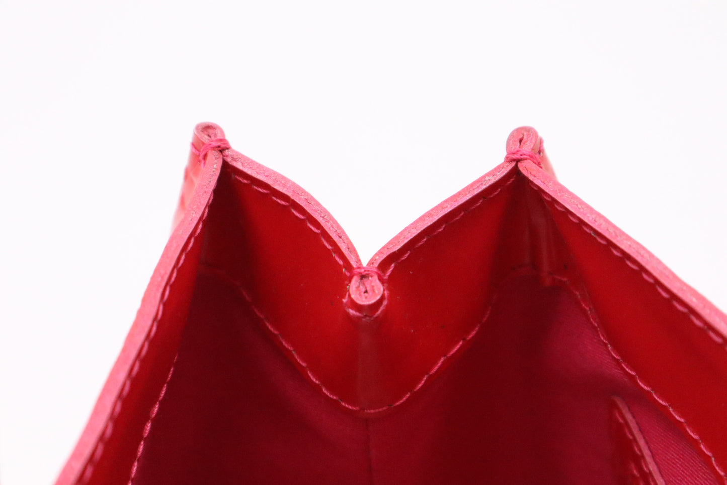 Louis Vuitton Wilshire PM in Rouge Grenadine Vernis Leather
