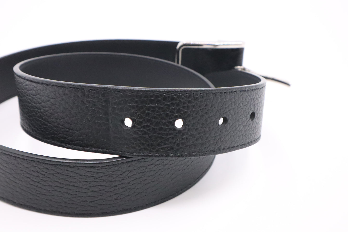 Louis Vuitton Belt in Black Leather