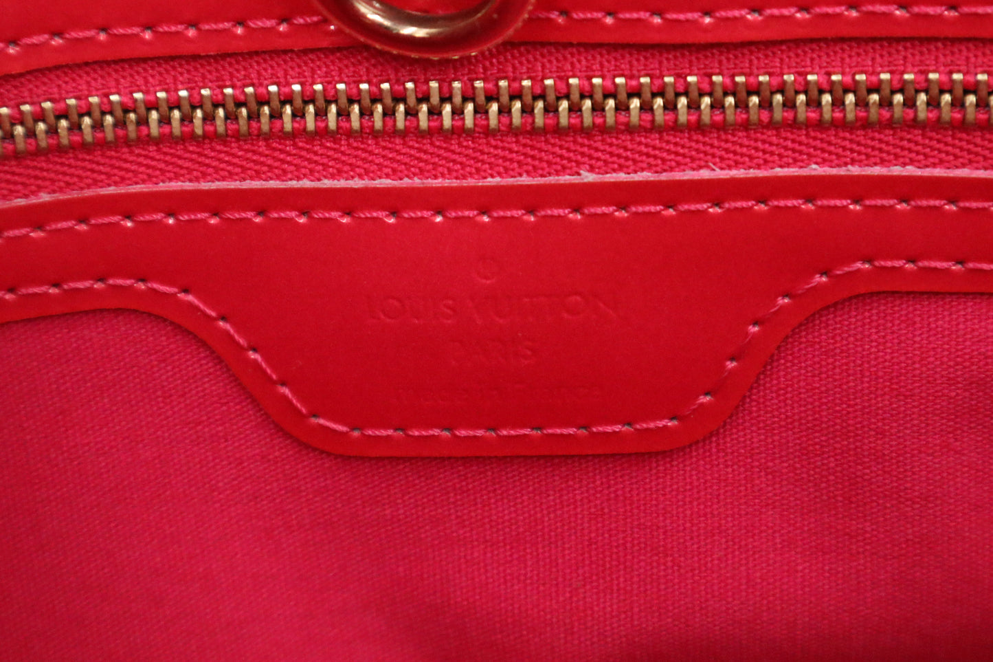 Louis Vuitton Wilshire PM in Rouge Grenadine Vernis Leather