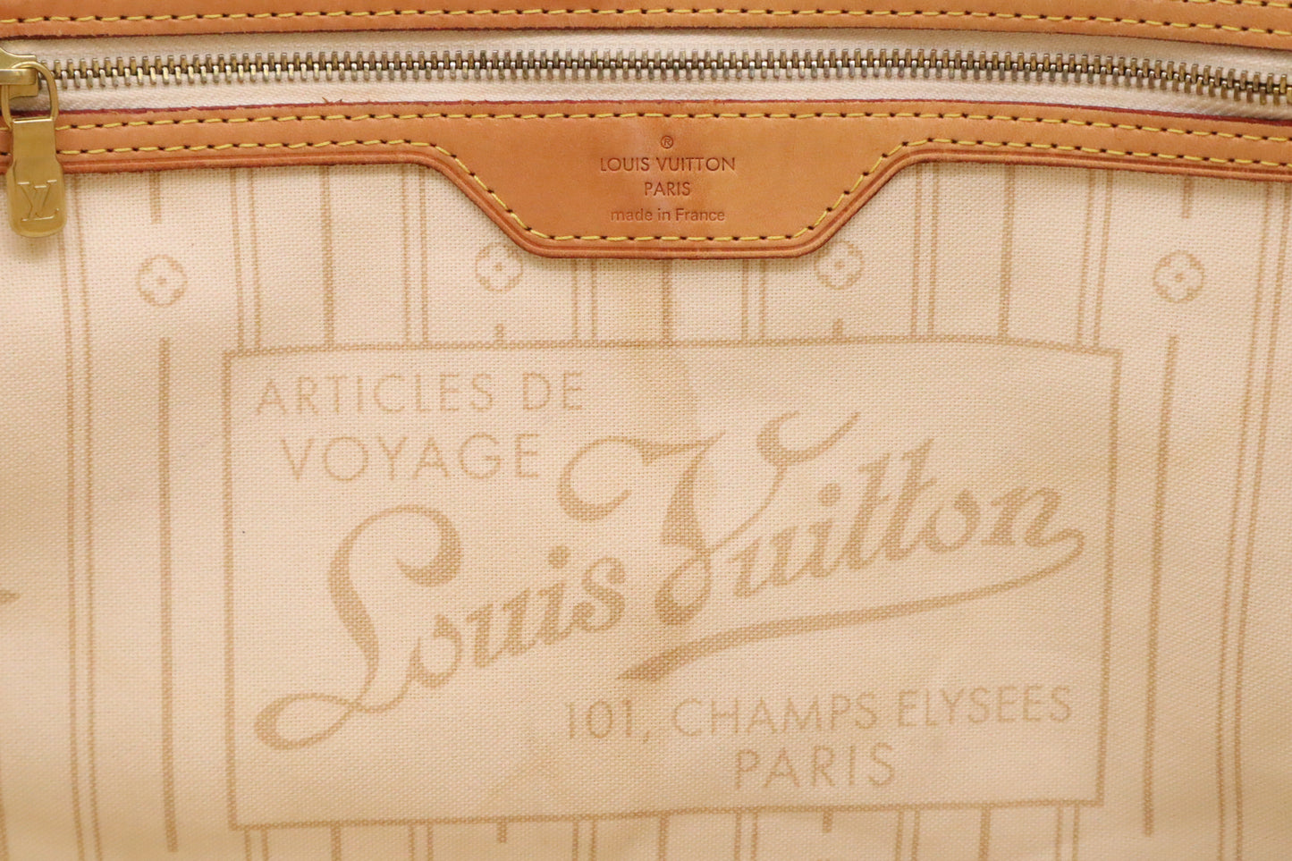 Louis Vuitton Neverfull GM in Damier Azur Canvas