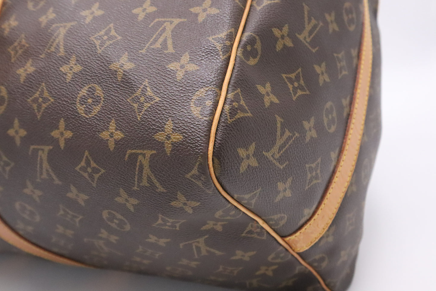 Louis Vuitton Keepall 55 Bandouliere in Monogram Canvas