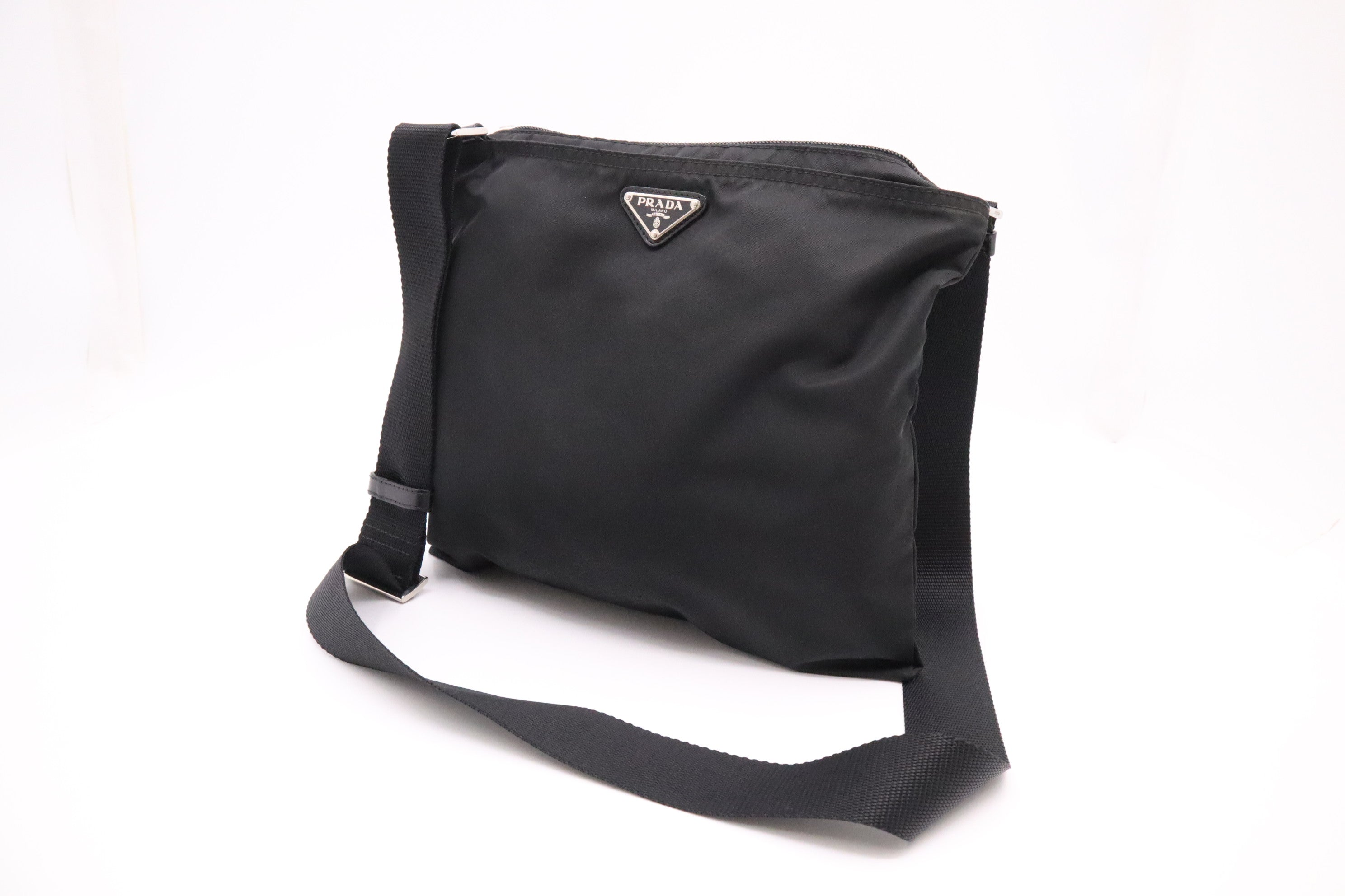 Prada Square Crossbody in Black Nylon – Weekly Lux Drop