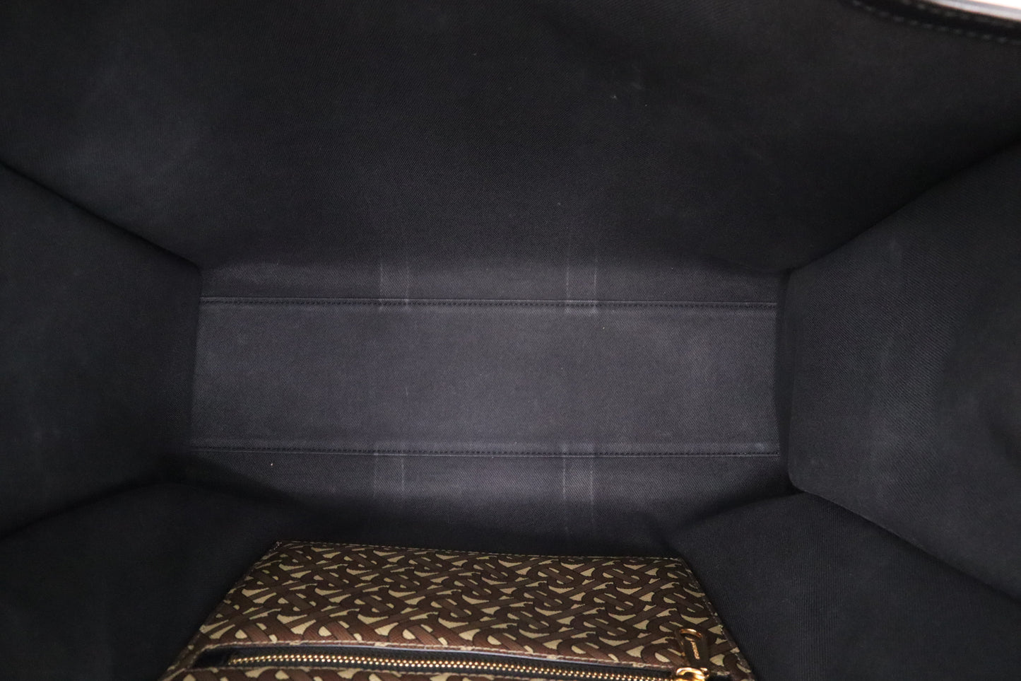 Burberry Tote in Monogram Canvas