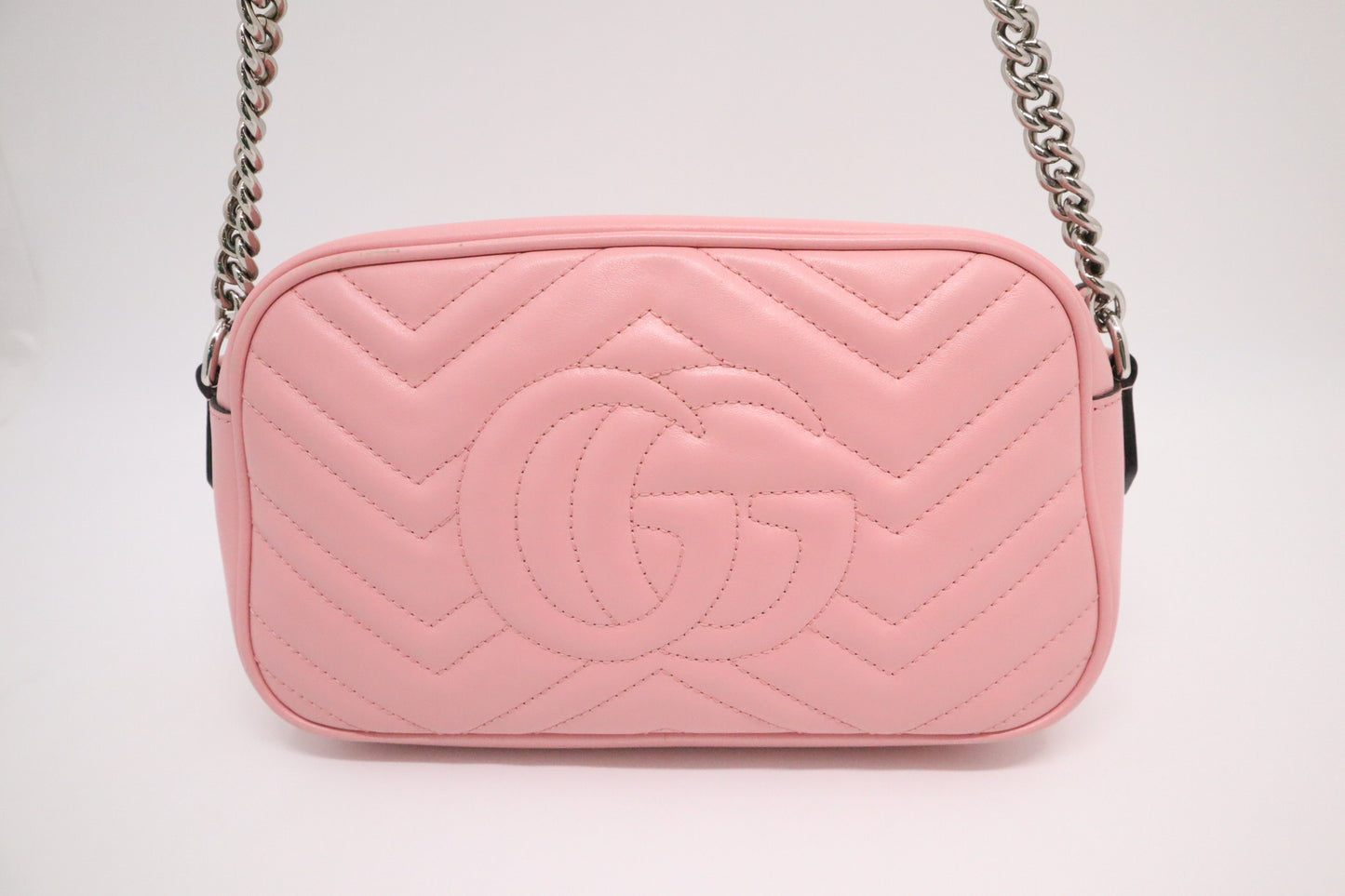 Gucci Marmont Shoulder Bag in Pink Leather