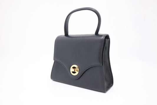 Givenchy Handbag in Black leather