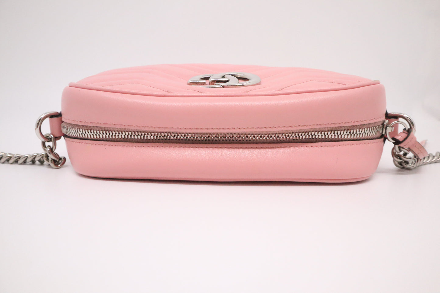 Gucci Marmont Shoulder Bag in Pink Leather