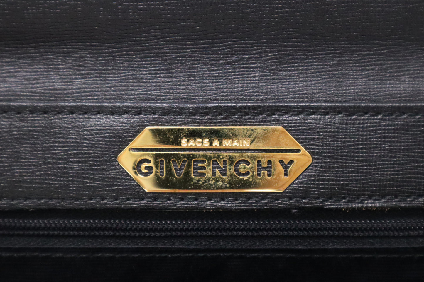 Givenchy Handbag in Black leather