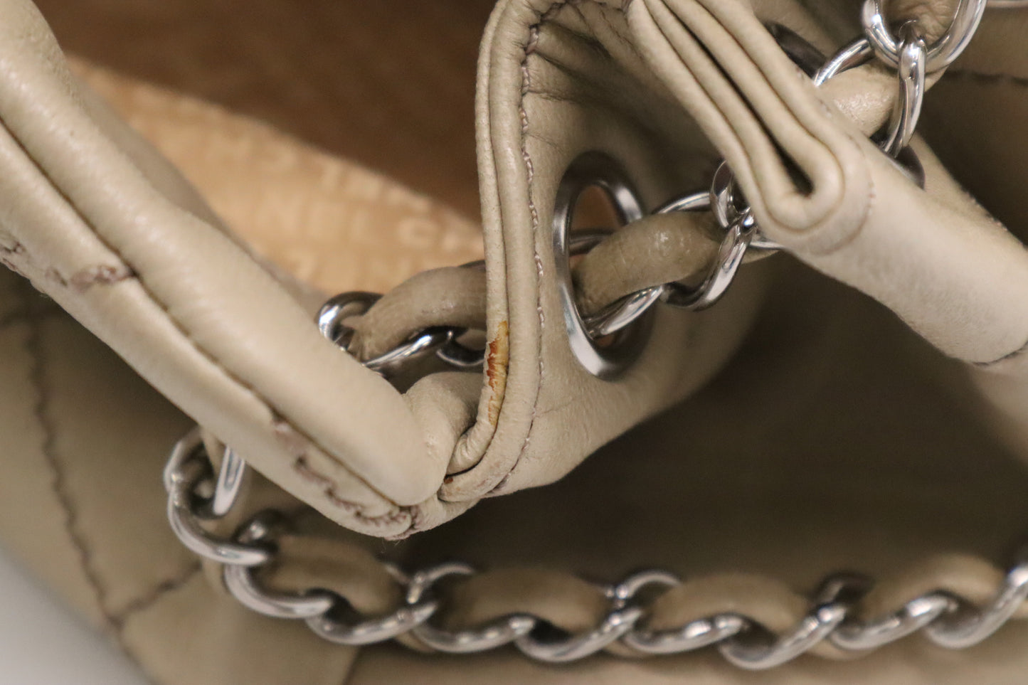 Chanel Shoulder Bag in Beige Leather