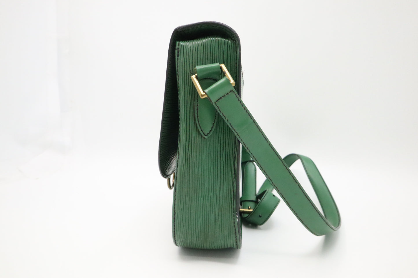 Louis Vuitton Saint Cloud GM in Green Epi Leather