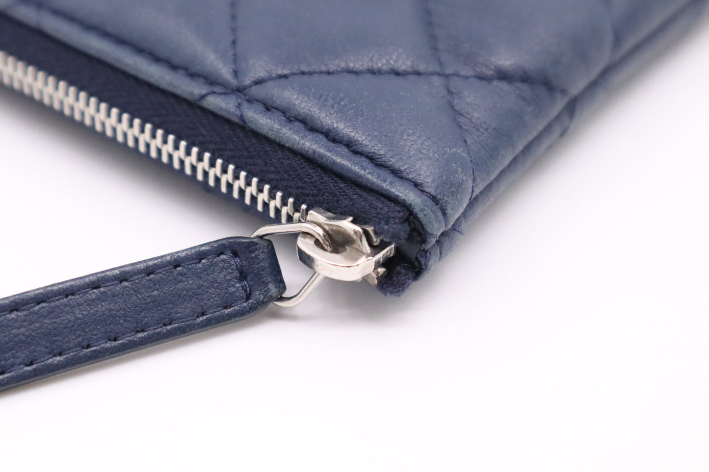 Chanel Clutch in Blue Matelassé Leather