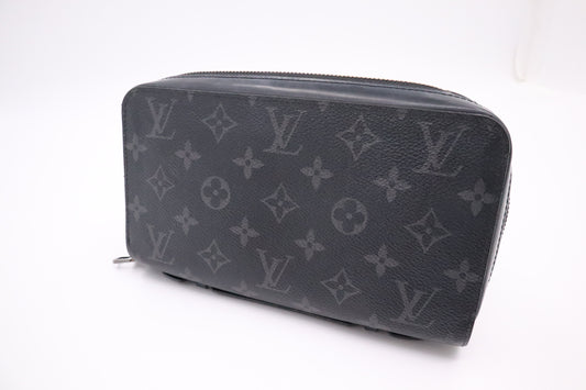Louis Vuitton Zippy XL Wallet in Monogram Eclipse Canvas